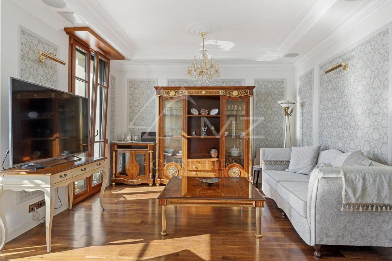 Luxury With Sea View On The First Line Promenade Des *